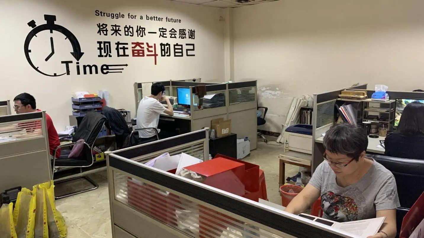 Foshan Xin Li Feng Metal Products Co., Ltd.