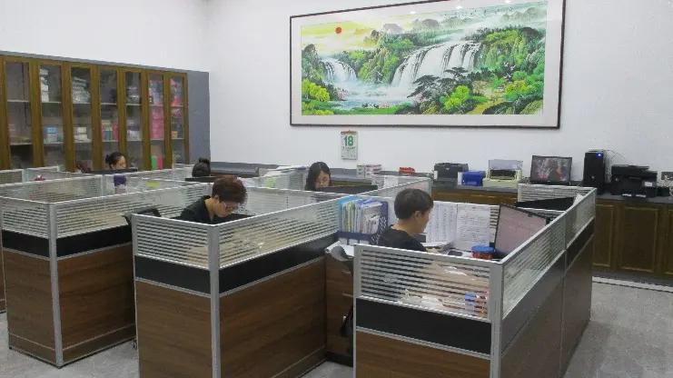 Shantou Jinbao Plastic Industry Co., Ltd.
