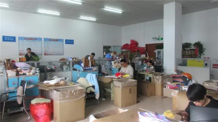 Yangzhou Dixin Toys Co., Ltd.