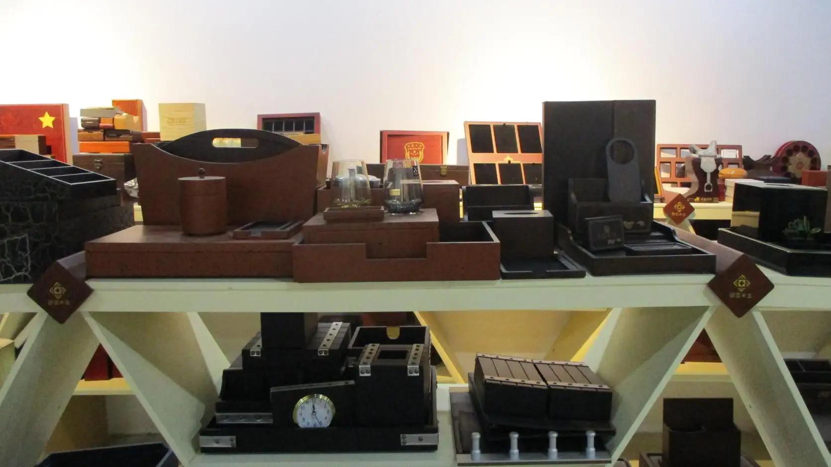 Dongguan Zhihe Wood Packaging Co., Ltd.