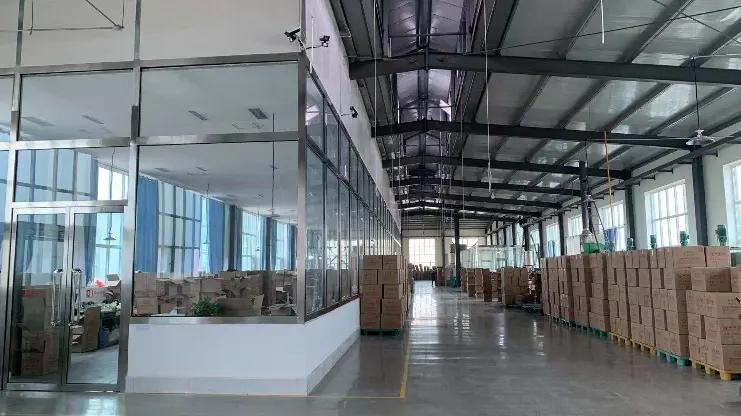 Hejian Hongyi Glass Products Co., Ltd.