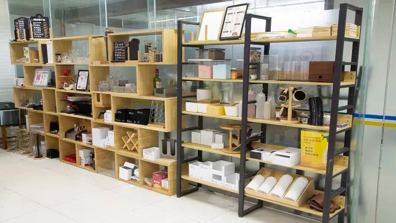 Zhongshan Pinxian Arts & Crafts Co., Ltd.