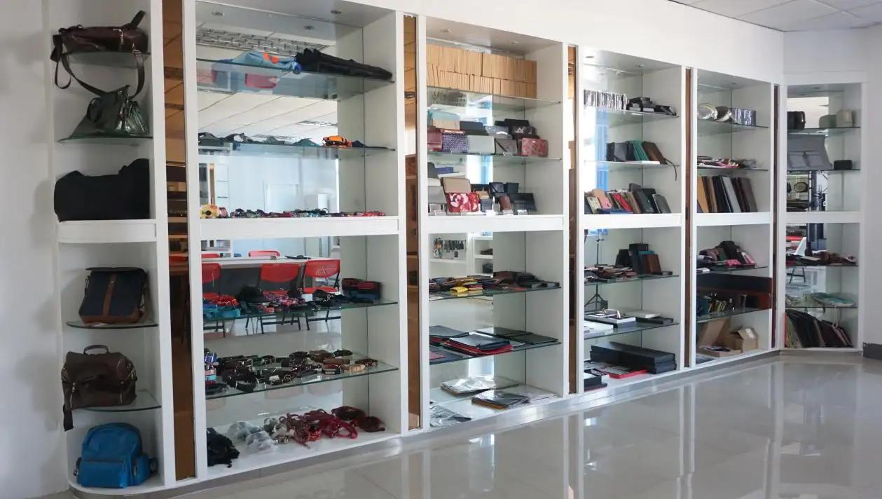 Shenzhen Youqu Arts And Crafts Limited