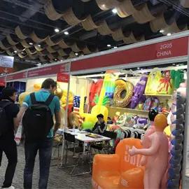 Yiwu Hoge Toys Co., Ltd.