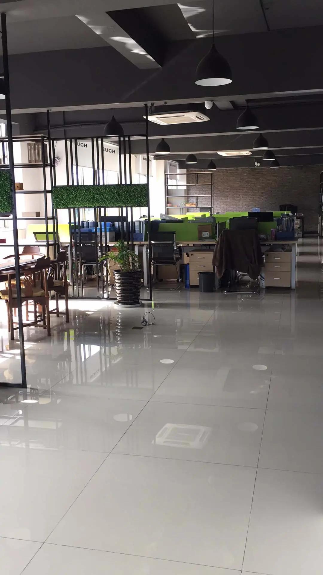 Yiwu Shangqu Toys Co., Ltd.