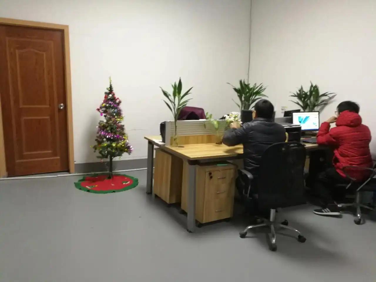 Ningbo Hinix Hardware Industry & Trade Co., Ltd.