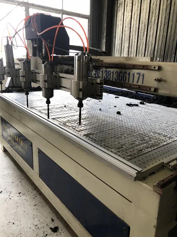 Taixing Xj Aluminum & Plastic Cases Factory