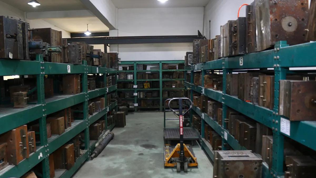 Ningbo Dongyuan Lvlin Plastic Moulding Company Limited