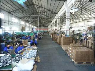Zhongshan Longfeng Caster Manufacturing Co., Ltd.