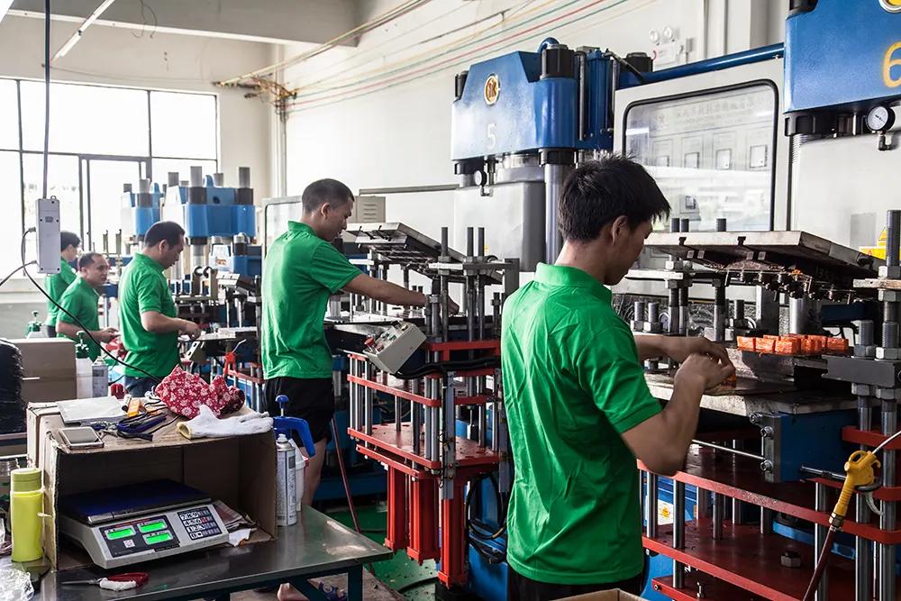 Jiangmen Tops Silicone & Plastic Products Co., Ltd.