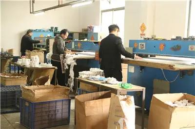 Yiwu Yantai Craft Co., Ltd.