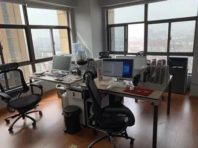 Danyang Moujiang Optical Glasses Co., Ltd.