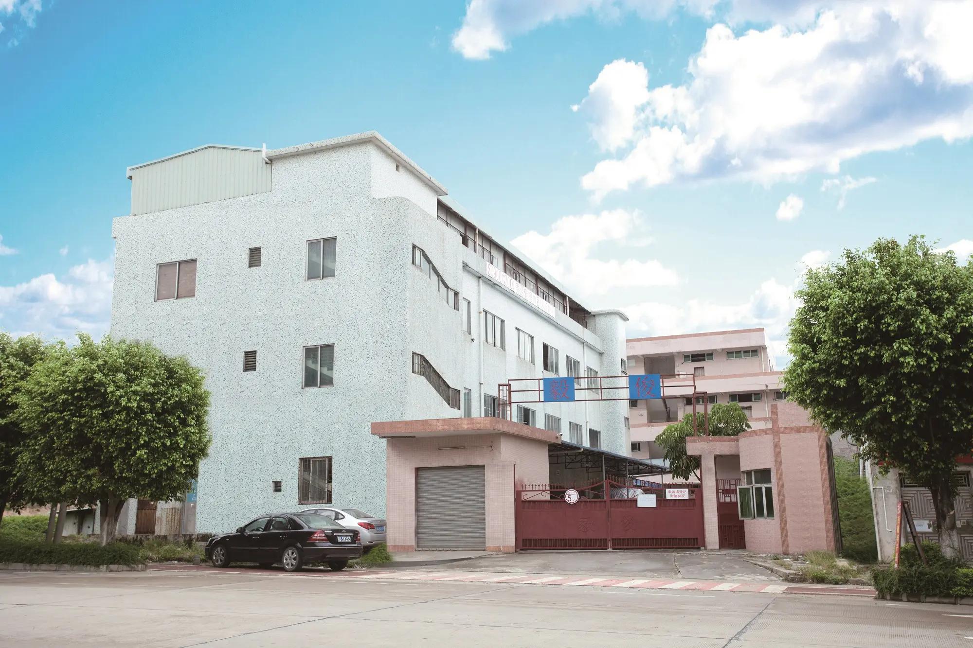 Dongguan Yijun Acrylic Products Co., Ltd.