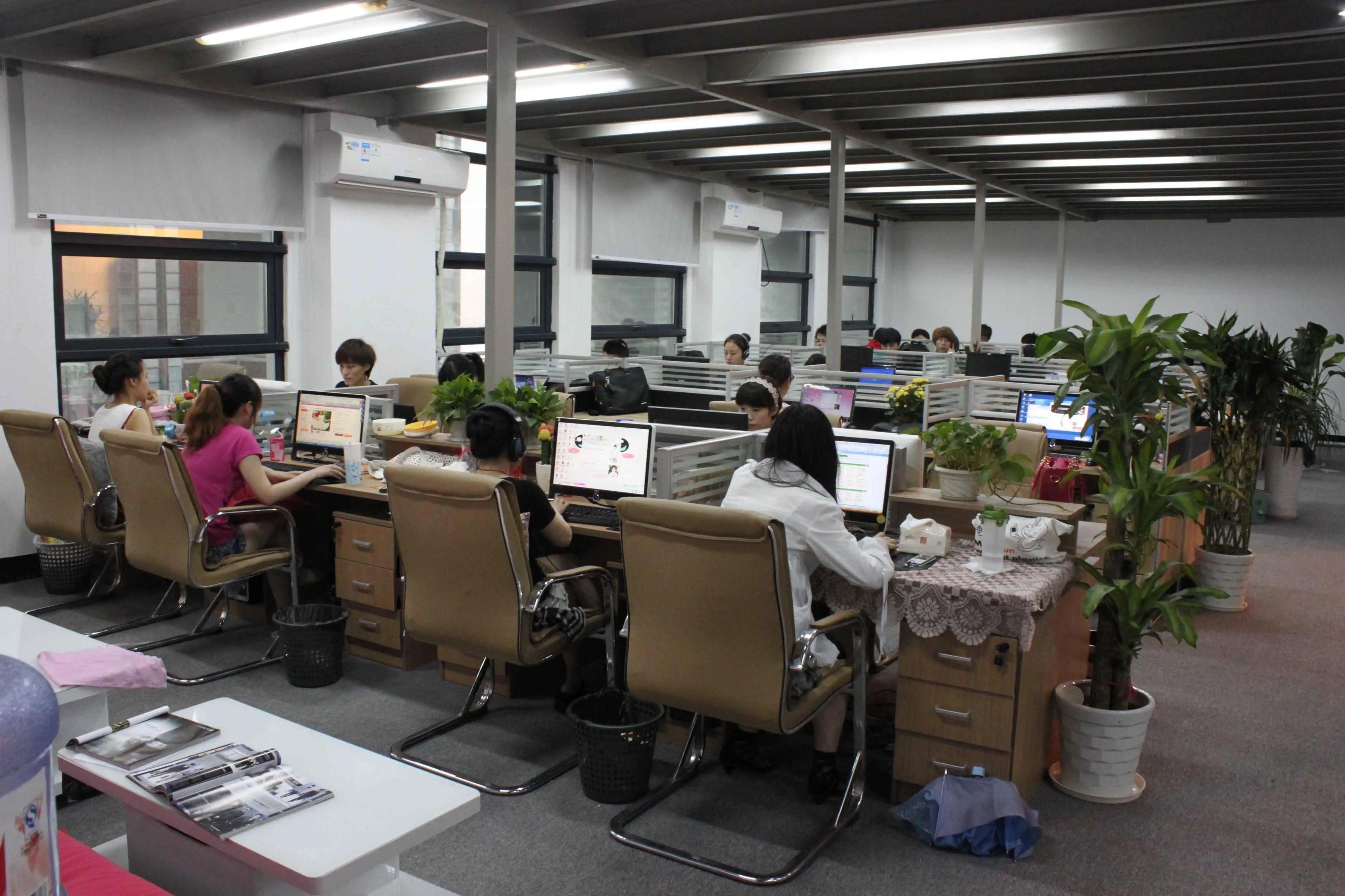 Yiwu Minghuang Packaging Co., Ltd.