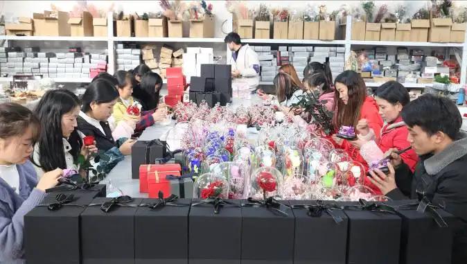Shilin Hualai Preserved Flowers Co., Ltd.