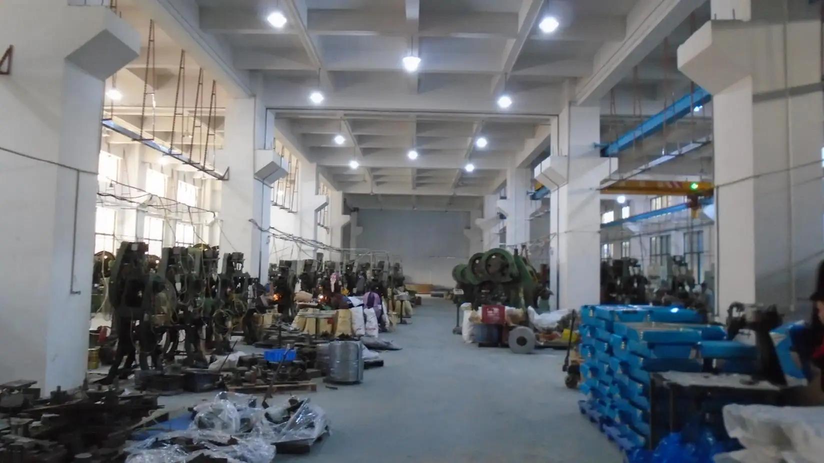 Nanhai Taiping Hardware Plastics  Factory