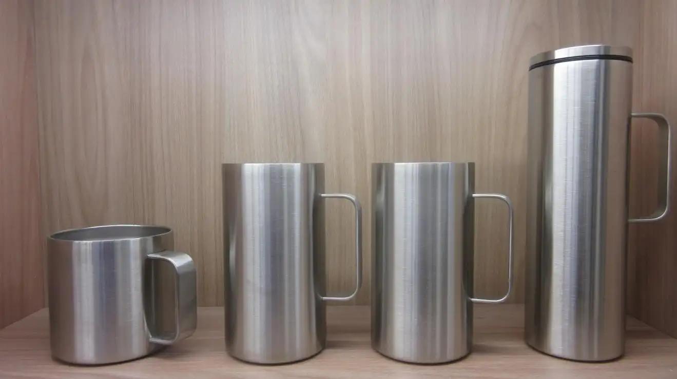 Yiwu Honglu Daily Necessities Co., Ltd.