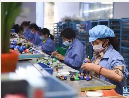 Dongguan Zhongxin Long Plastic Toys And Gifts Co., Ltd.
