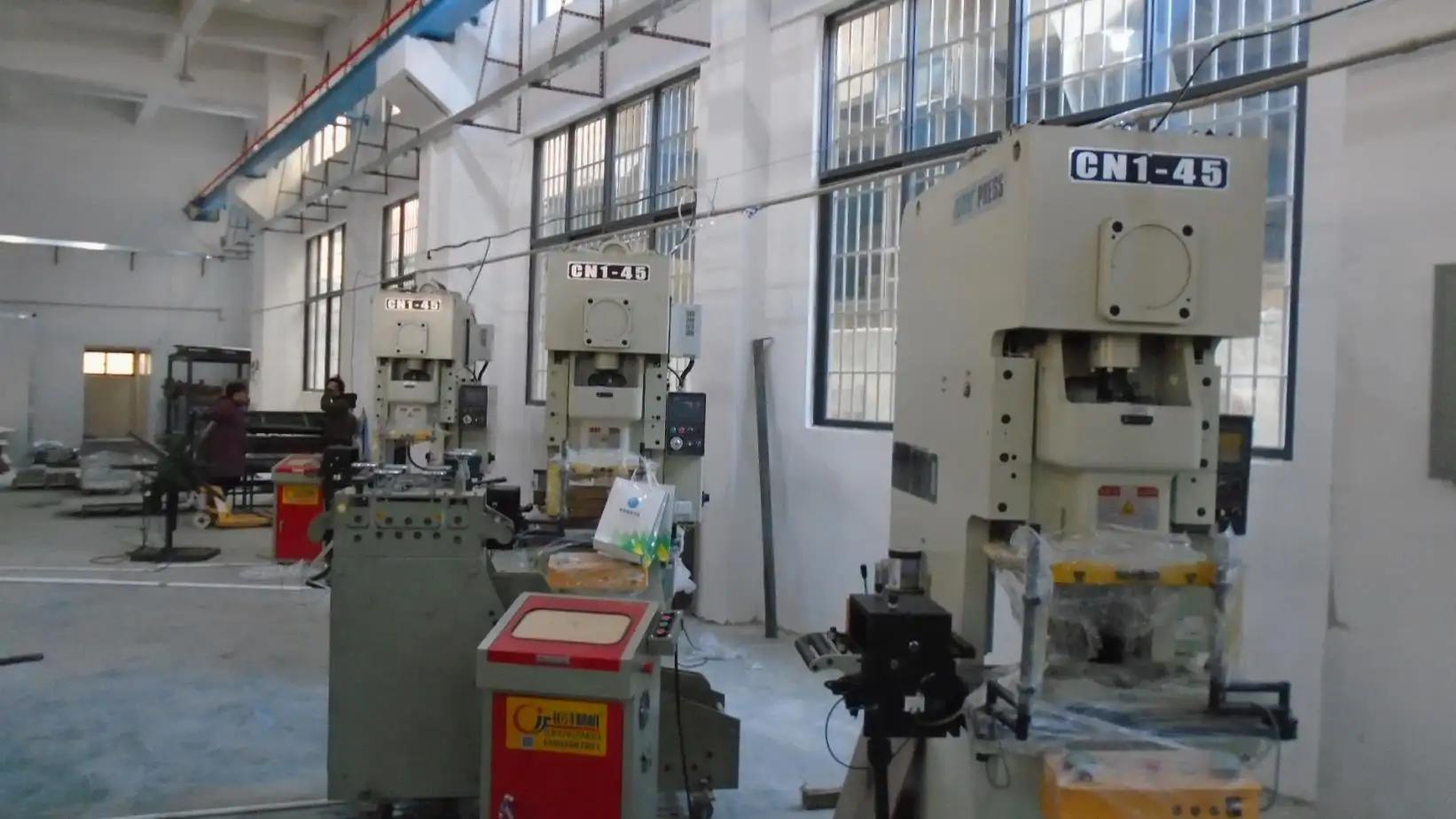 Nanhai Taiping Hardware Plastics  Factory