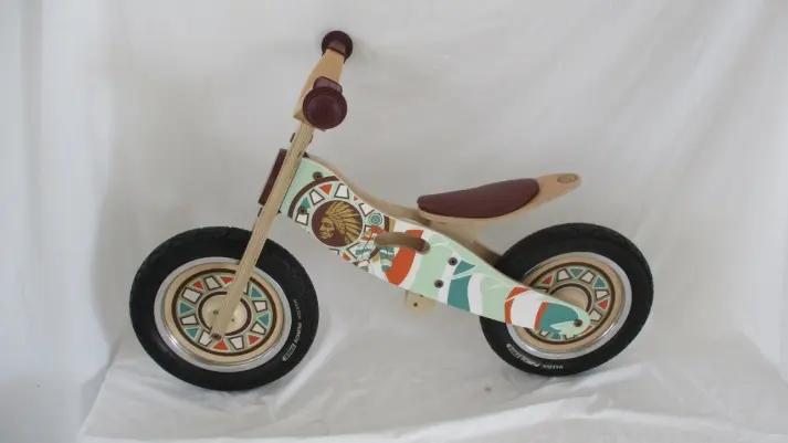 Jolly Arts & Crafts Manufacturing (ningbo) Co., Ltd.