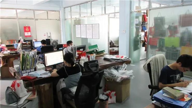 Fuzhou Shuanglin Color Printing Co., Ltd.
