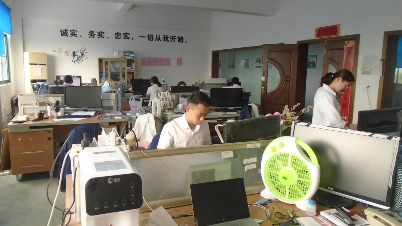 Yuyao Yadong Plastic Co., Ltd.