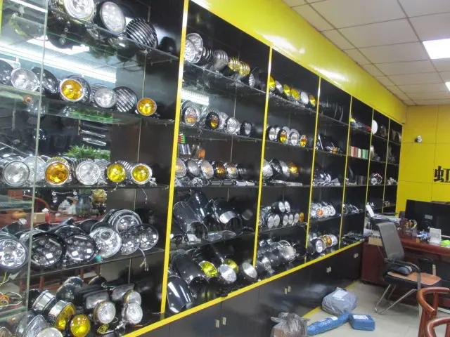 Guangzhou Dongmu International Trade Co., Ltd.