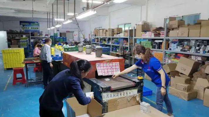 Shenzhen Yahong Color Printing Co., Ltd.