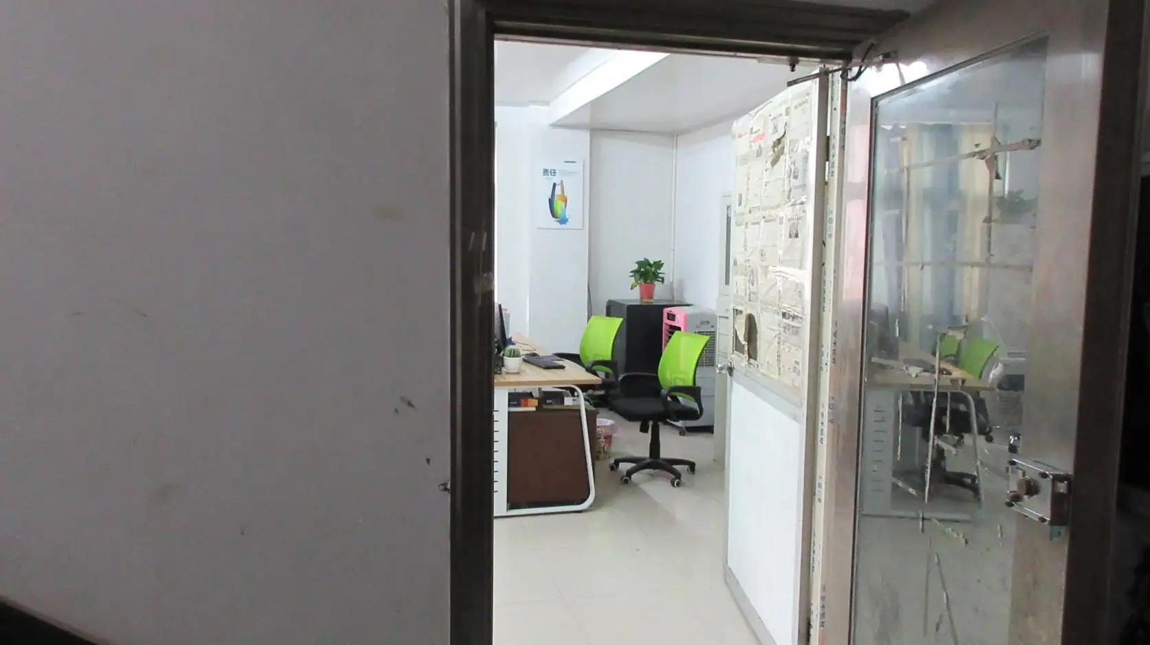 Yiwu Jiafa Bag Manufacture Co., Ltd.