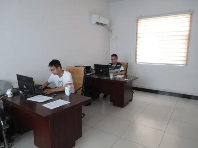 Yangzhou Tongxie Weaving Co., Ltd.
