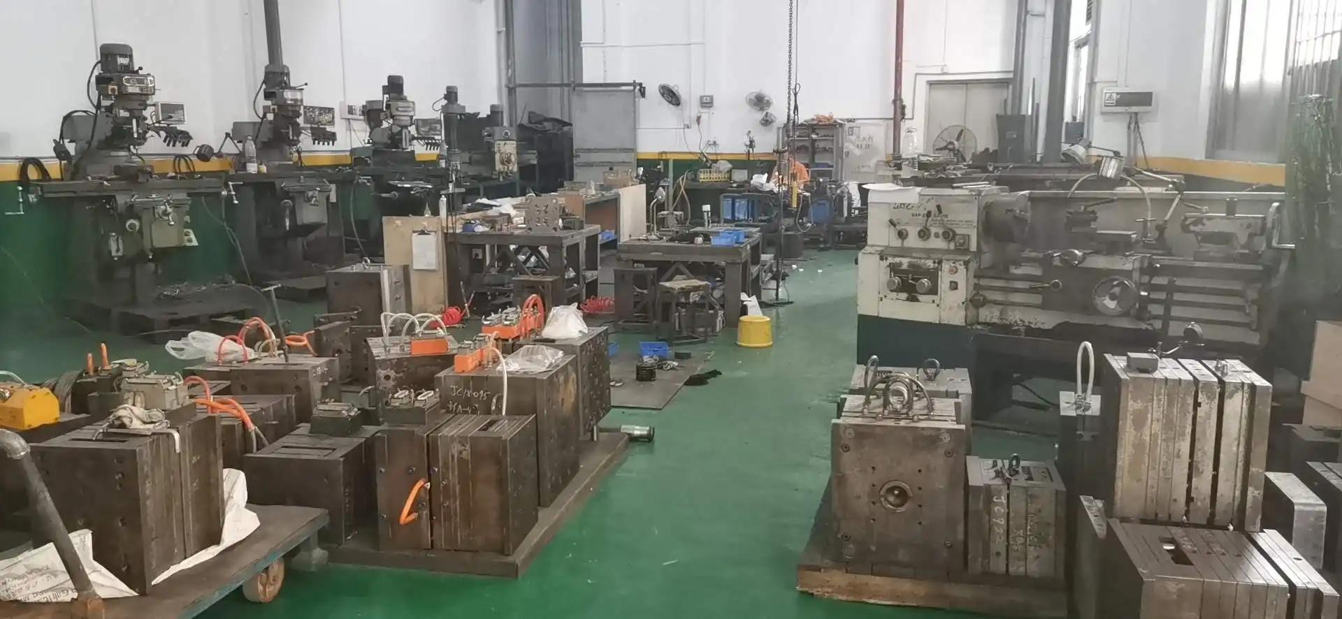 Foshan Shunde Ronggui Jingcheng Hardware & Plastic Manufactory