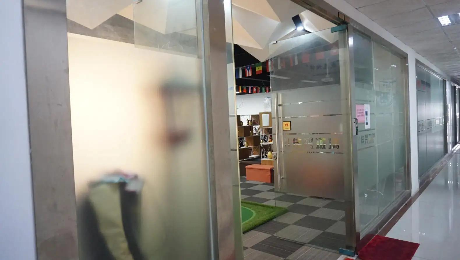 Guangzhou Jiaxing Glass Products Co., Ltd.