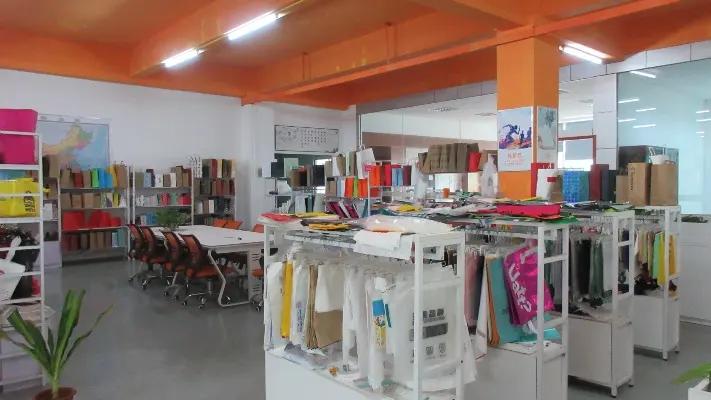 Guangdong Zhongzhou Packaging Materials Technologies Co., Ltd.