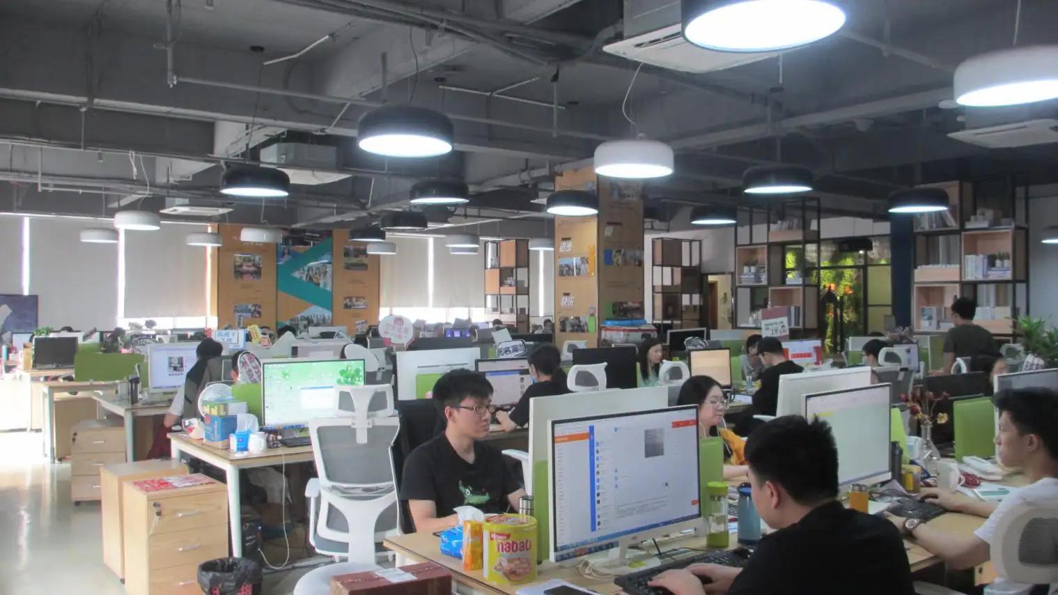 Foshan Jie Shi Furniture Co., Ltd.