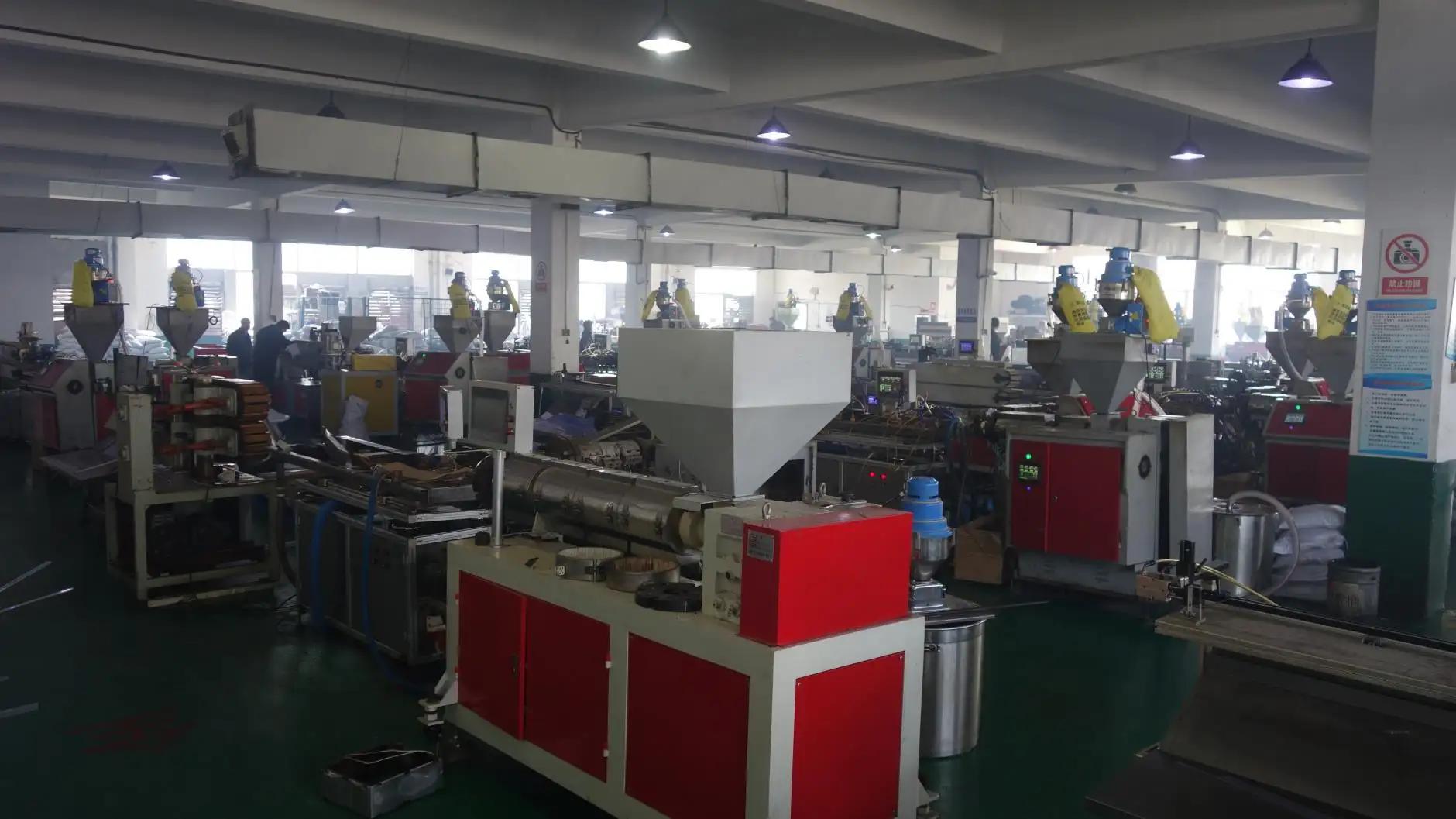 Jiashan Eastern Display Plastic Plant