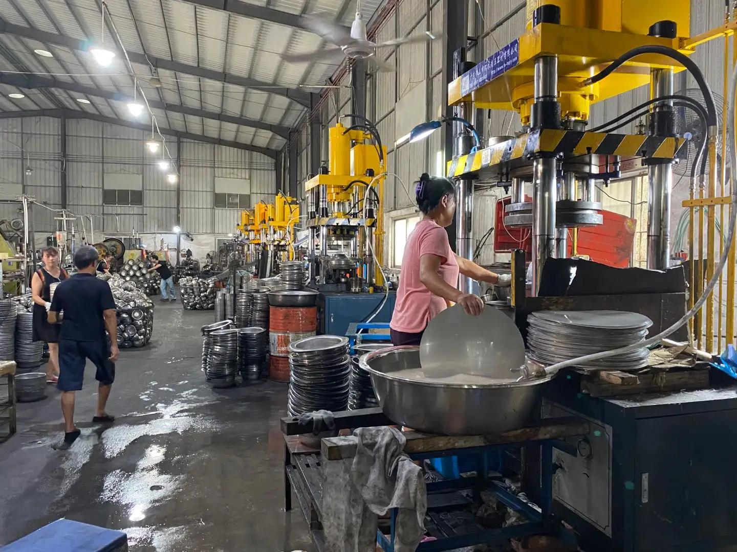 Shenzhen City Baoan District Xixiang Yiheng Stainless Steel Kitchenware Business Department
