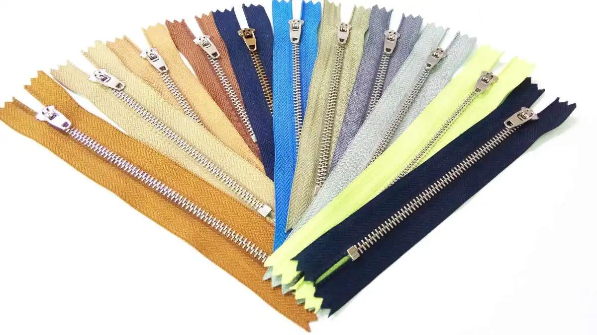 Shenzhen Yiyixing Zipper Manufacture Co., Ltd.