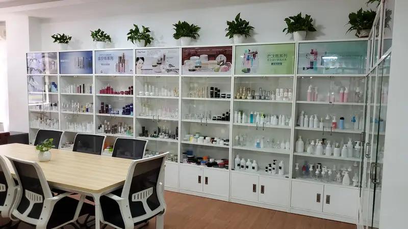 Guangzhou Xingyuan Plastic Manufacturing Co., Ltd.