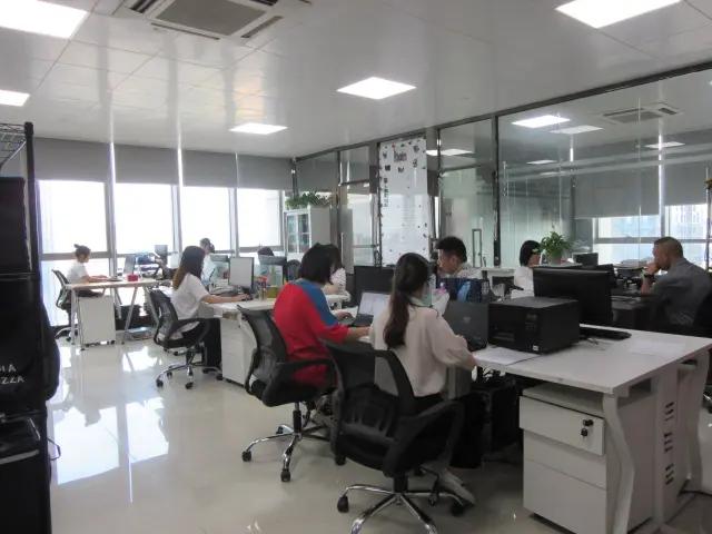 SHENZHEN SHENGDAKAI BAGS & GARMENT CO.,LTD.