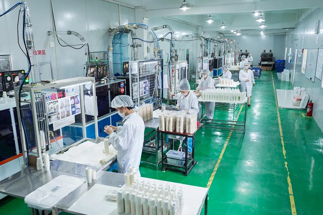 Xiamen Wanhuichun Paper Plastic Products Co., Ltd.