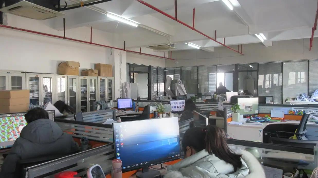 Zhejiang Meihu Dress Co., Ltd.