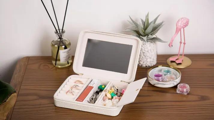 Fuzhou Well Arts & Crafts Co., Ltd.