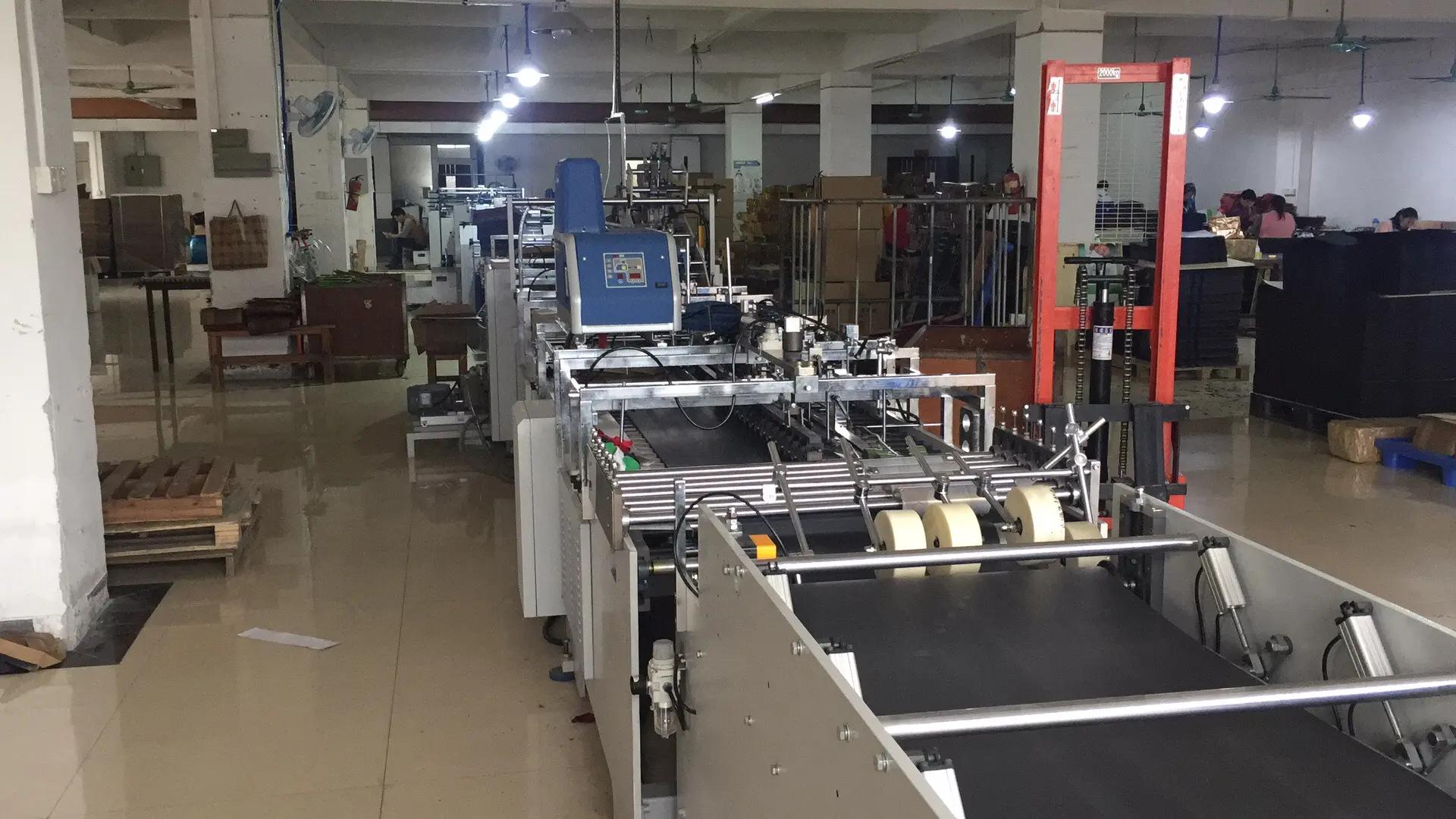 Guangzhou Xiangtengyun Paper & Plastic Products Co., Ltd.