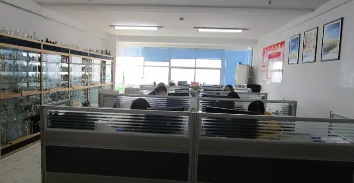 Xuzhou Minghang Packaging Products Co., Ltd.