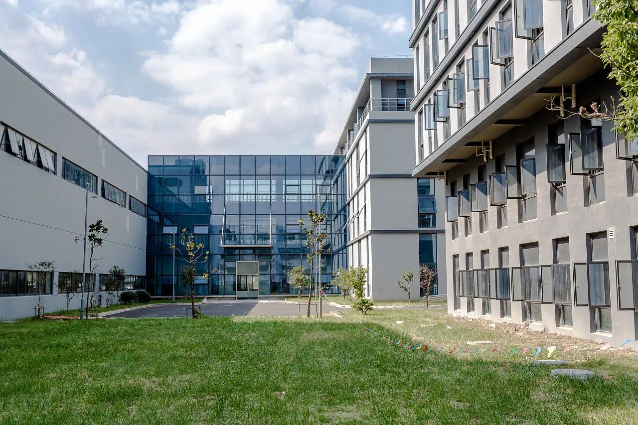 Yiwu Summery Trading Co., Ltd.