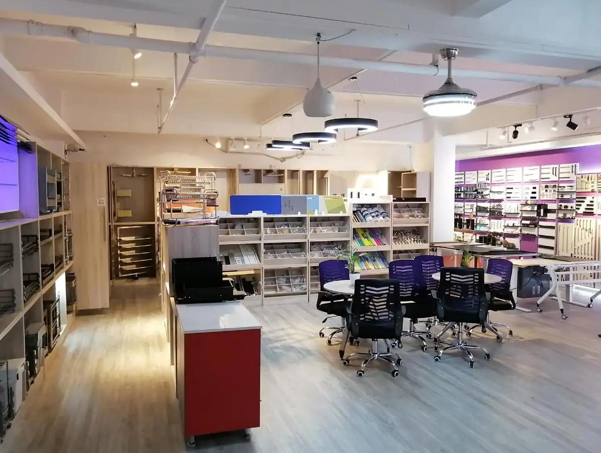 Guangzhou Chubang Hardware Decoration Co., Ltd.