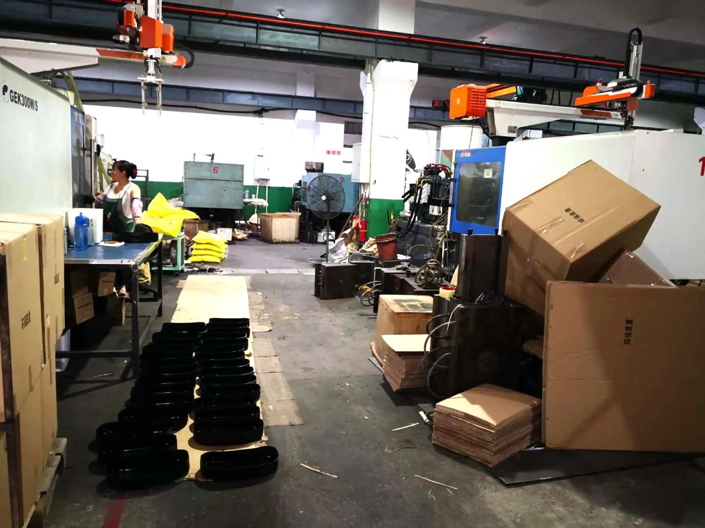 Quanzhou Hengxinxin Luggage Accessories Co., Ltd.