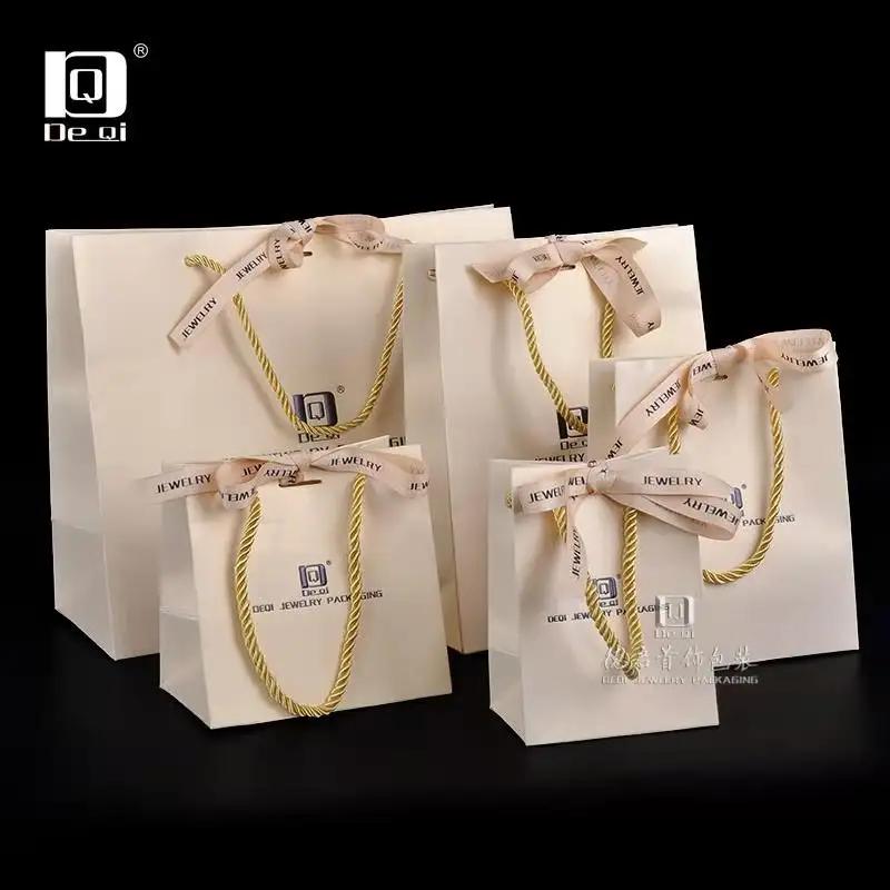 Foshan Deqi Jewelry Packaging Manufacture Co., Ltd.