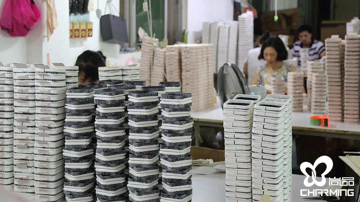 Raoping Charming Craft Factory
