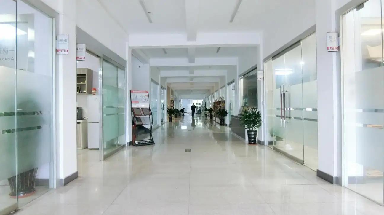 Wenzhou Ruizhi Packing Machinery Co., Ltd.